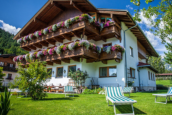 Gasthof Pension Golfvilla